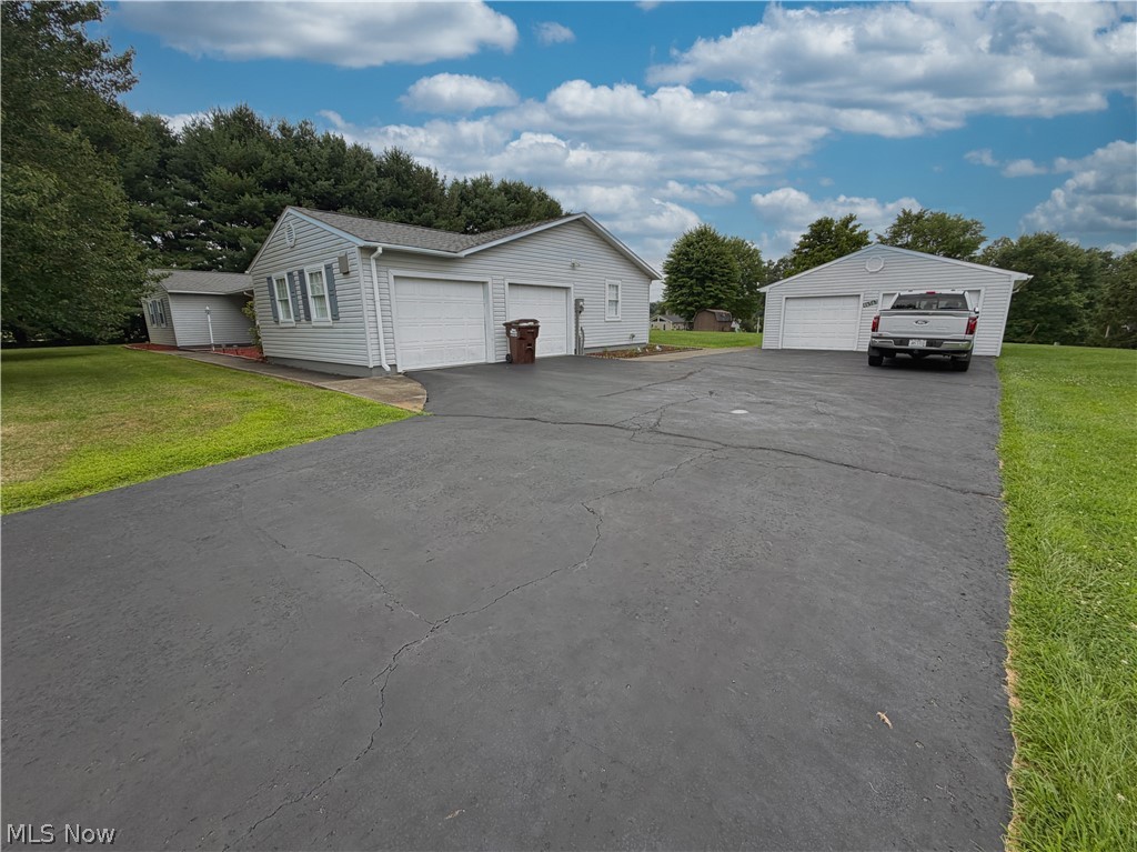 46567 Winston Drive East Liverpool OH 43920