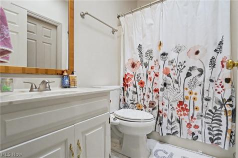6550 Drake Street NW Canton OH 44718