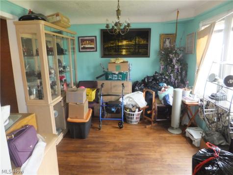 4397 W 60th Street Cleveland OH 44144