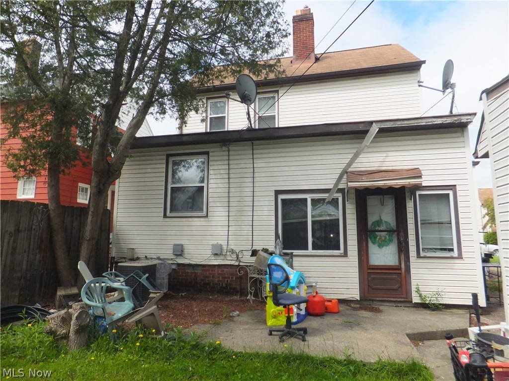 4397 W 60th Street Cleveland OH 44144