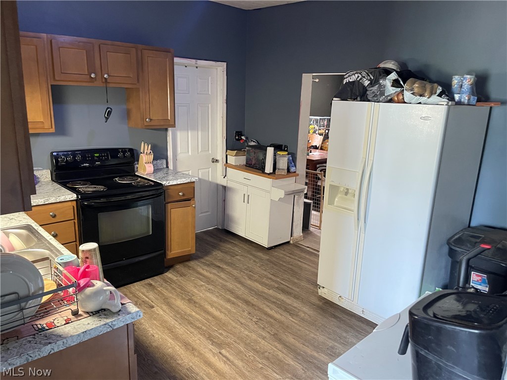 146 W 8th Street Dover OH 44622