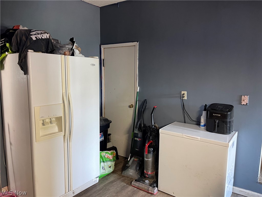 146 W 8th Street Dover OH 44622