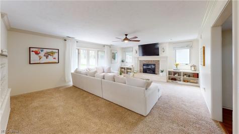 5275 Lenore Drive Mentor OH 44060