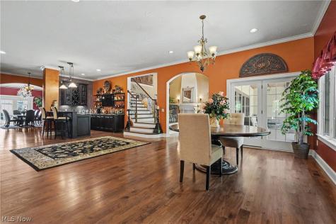215 Brighton Lane Peninsula OH 44264