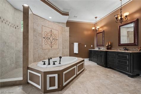 215 Brighton Lane Peninsula OH 44264