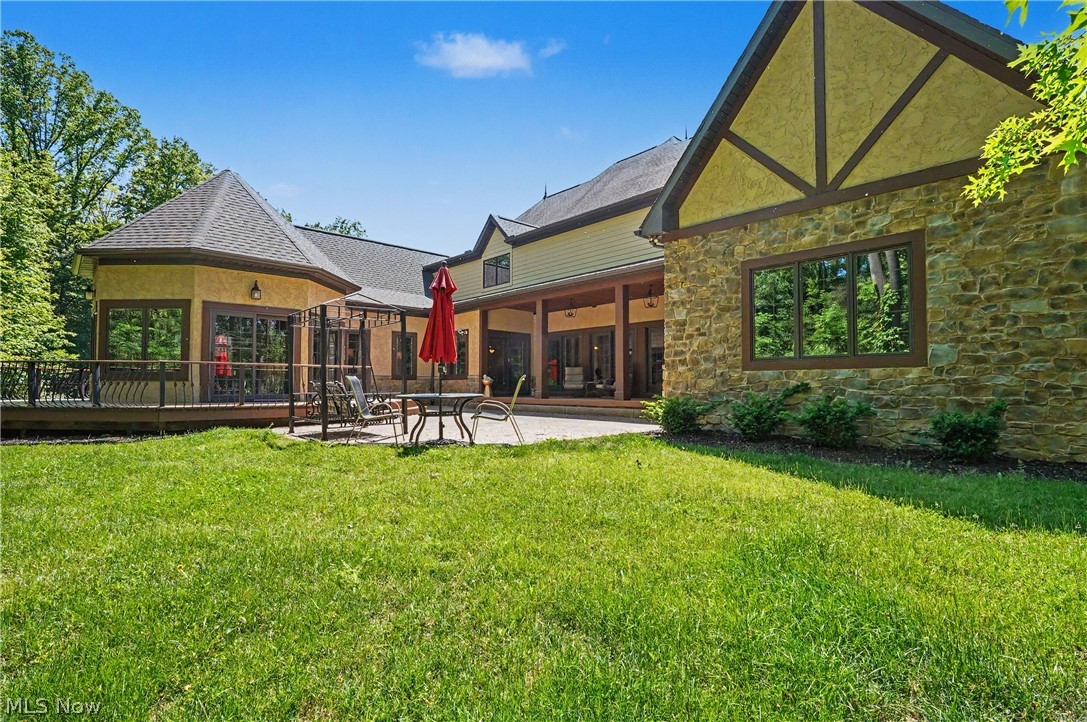 215 Brighton Lane Peninsula OH 44264