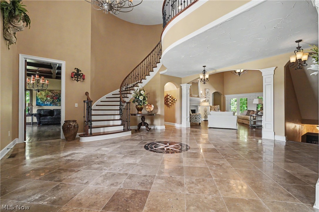 215 Brighton Lane Peninsula OH 44264