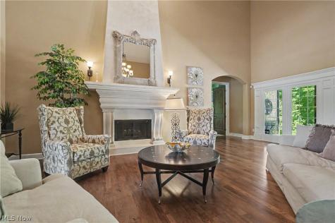 215 Brighton Lane Peninsula OH 44264