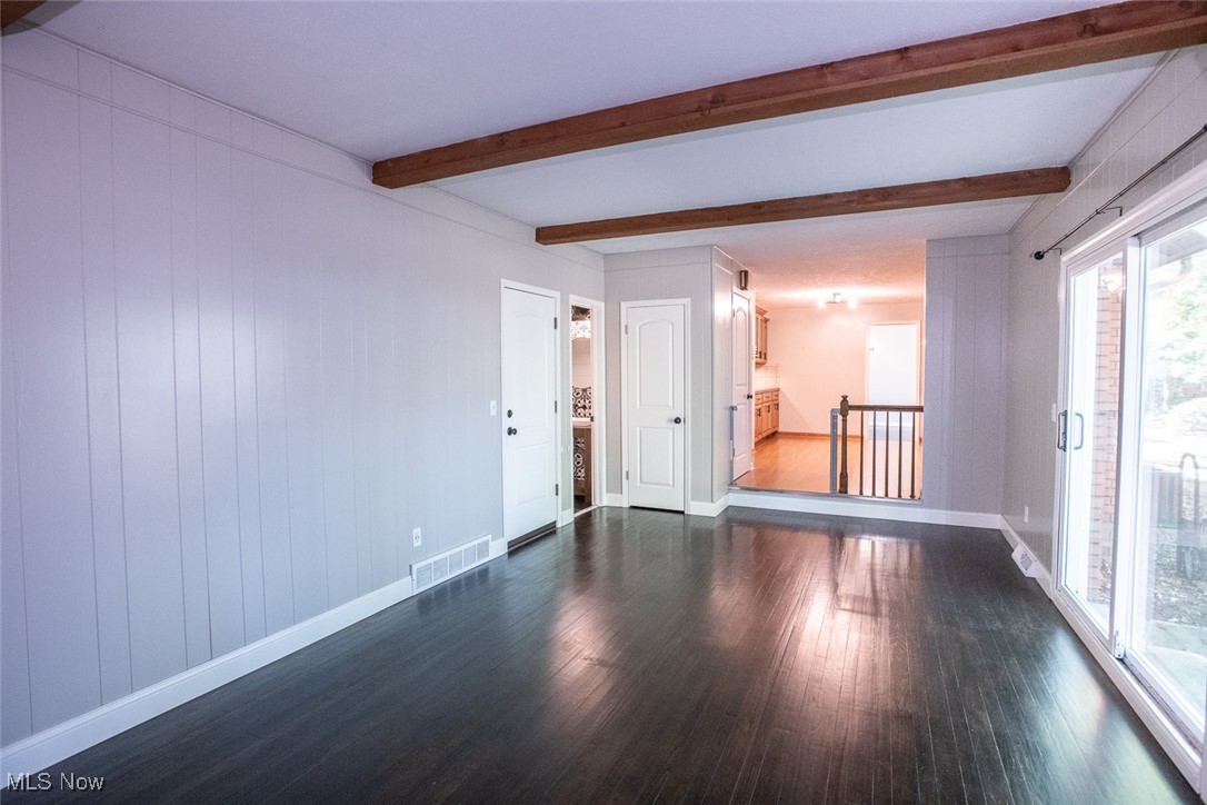 6723 Warrington Drive North Olmsted OH 44070