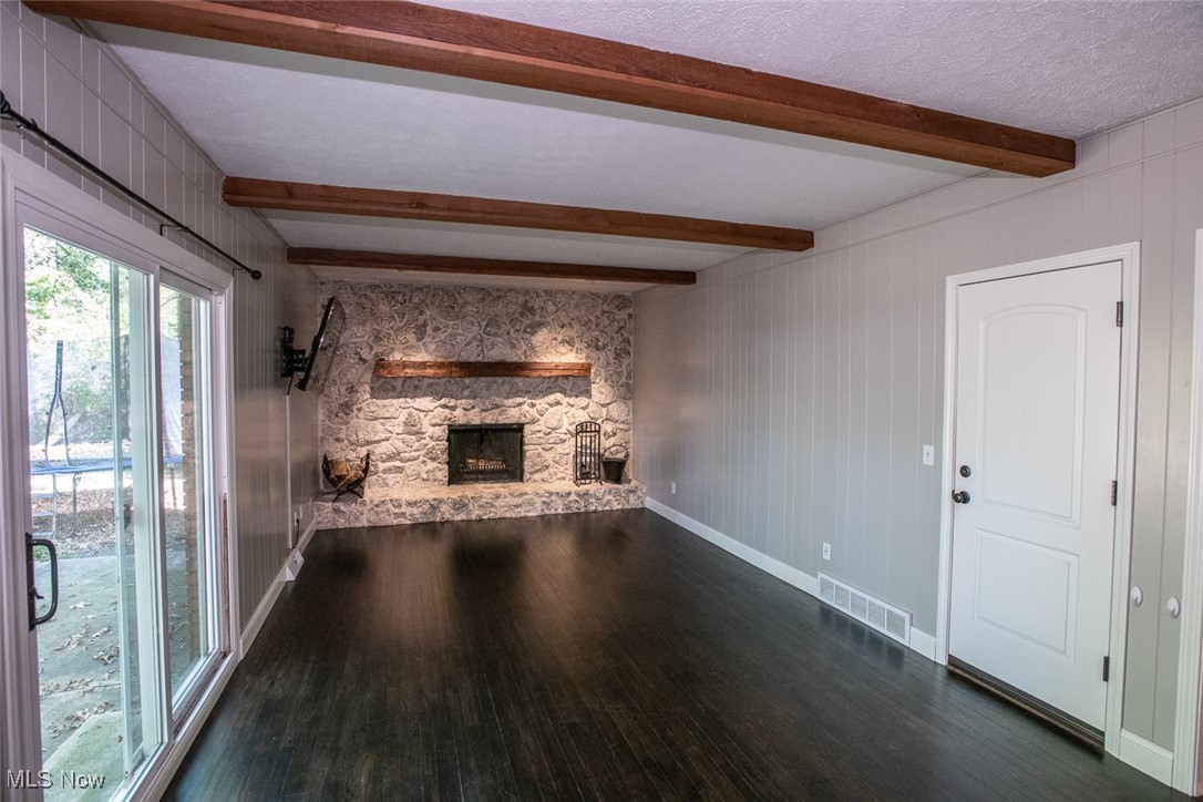 6723 Warrington Drive North Olmsted OH 44070