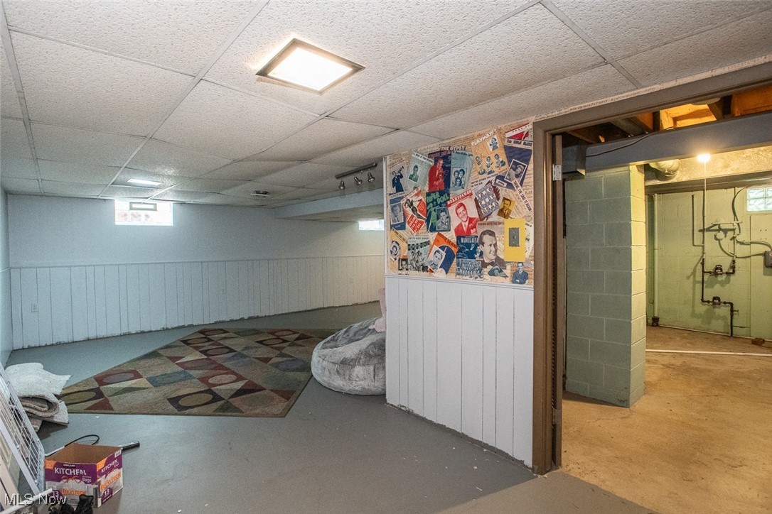 6723 Warrington Drive North Olmsted OH 44070