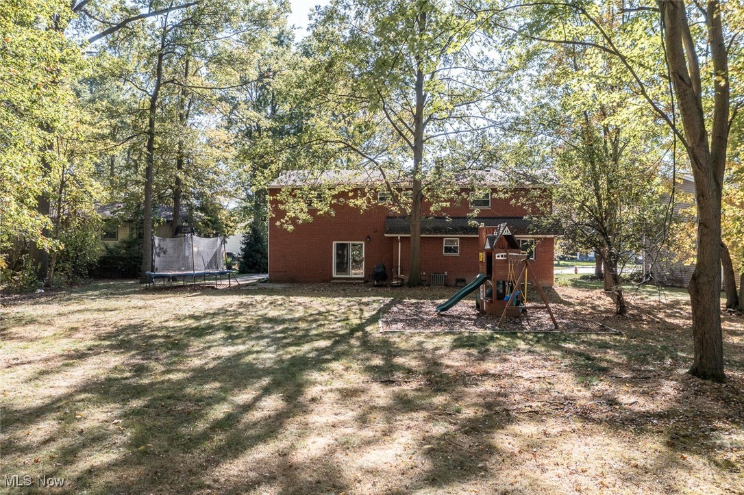 6723 Warrington Drive North Olmsted OH 44070