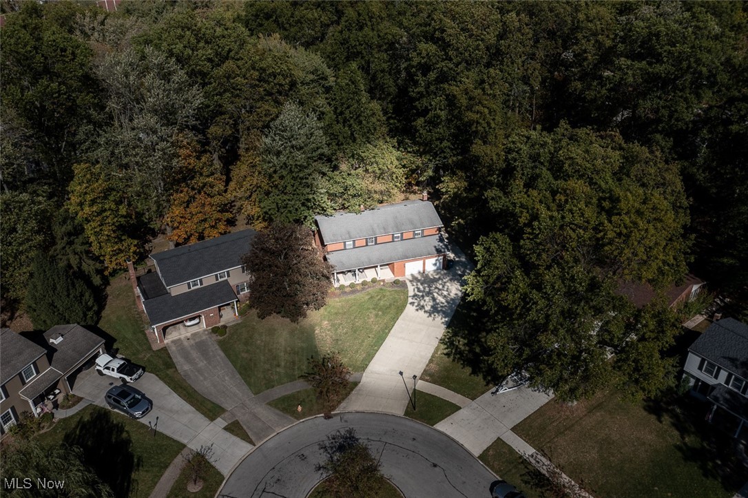 6723 Warrington Drive North Olmsted OH 44070