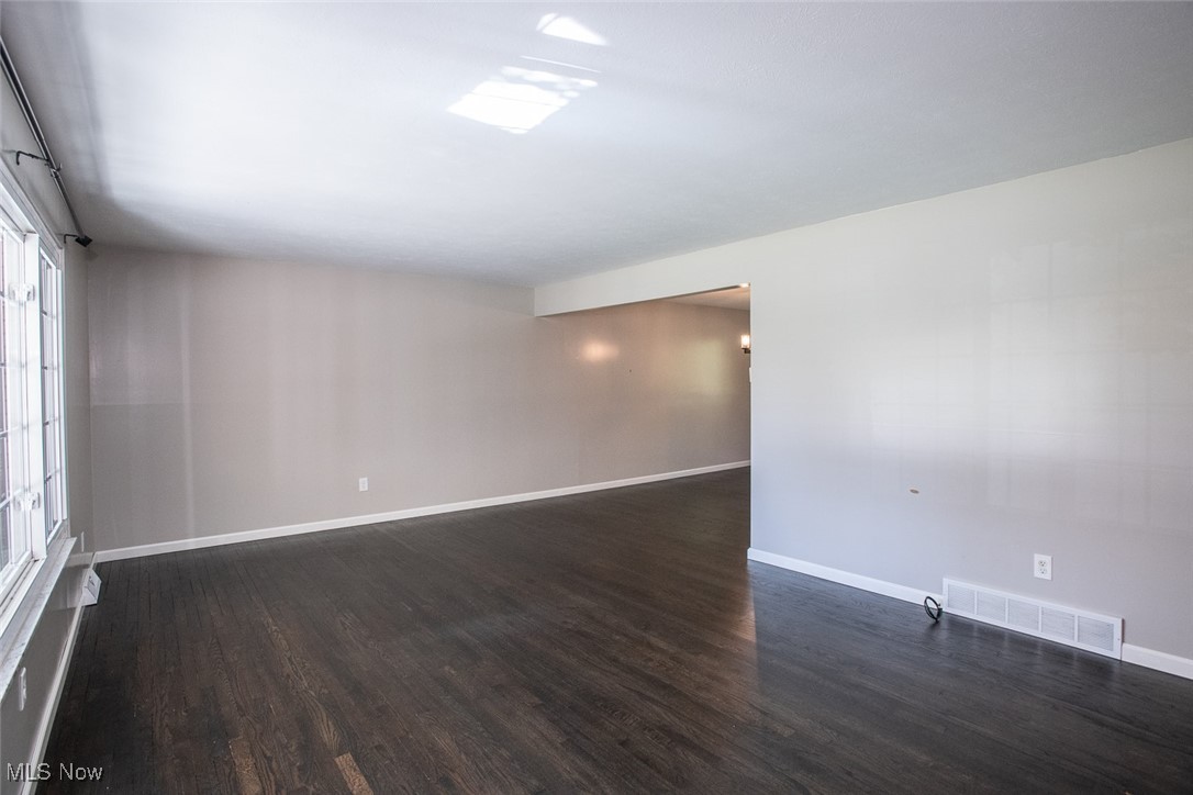 6723 Warrington Drive North Olmsted OH 44070