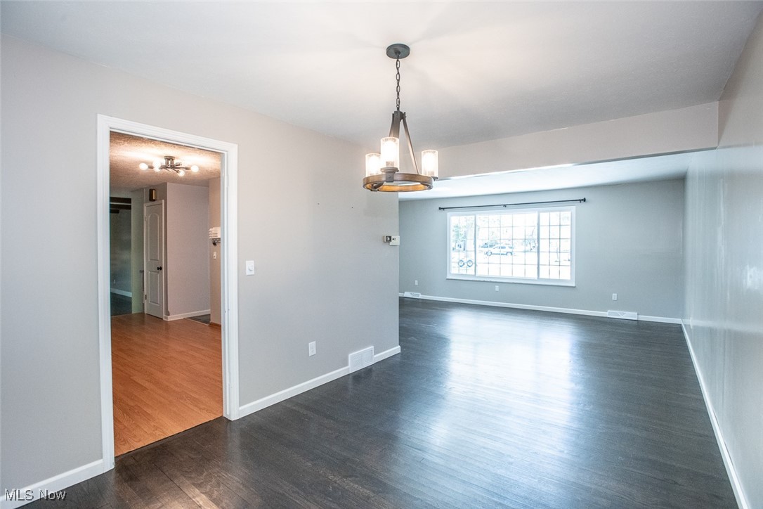 6723 Warrington Drive North Olmsted OH 44070