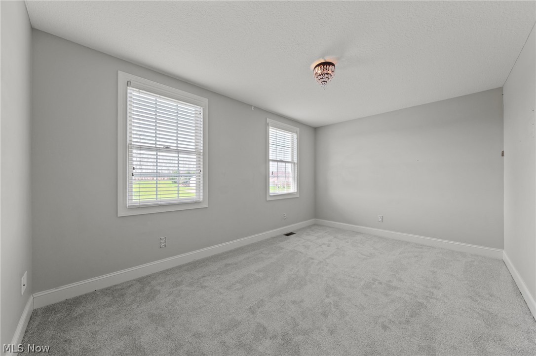 4059 Knollbrook Drive Norton OH 44203