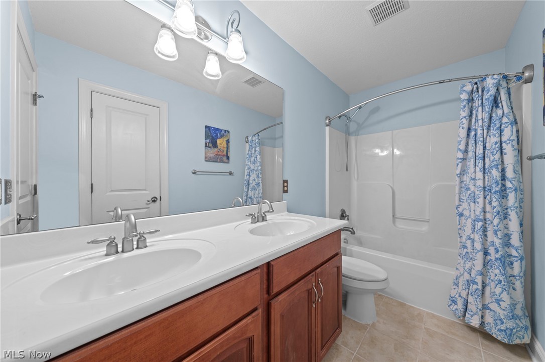 4059 Knollbrook Drive Norton OH 44203