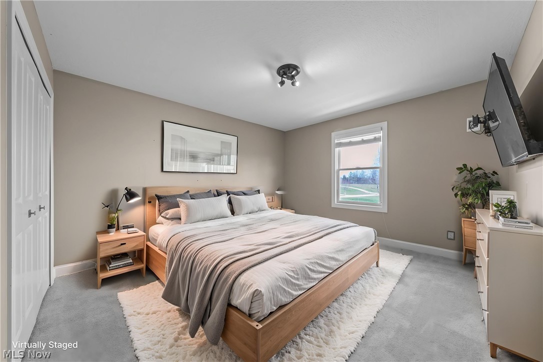 4059 Knollbrook Drive Norton OH 44203