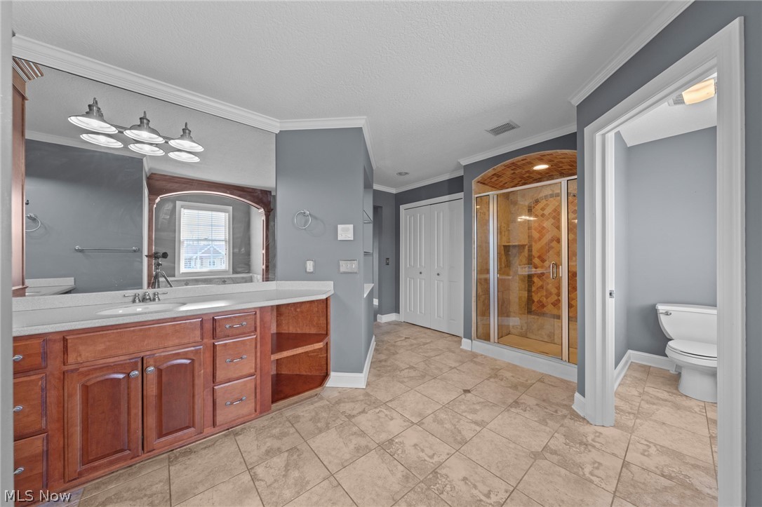 4059 Knollbrook Drive Norton OH 44203