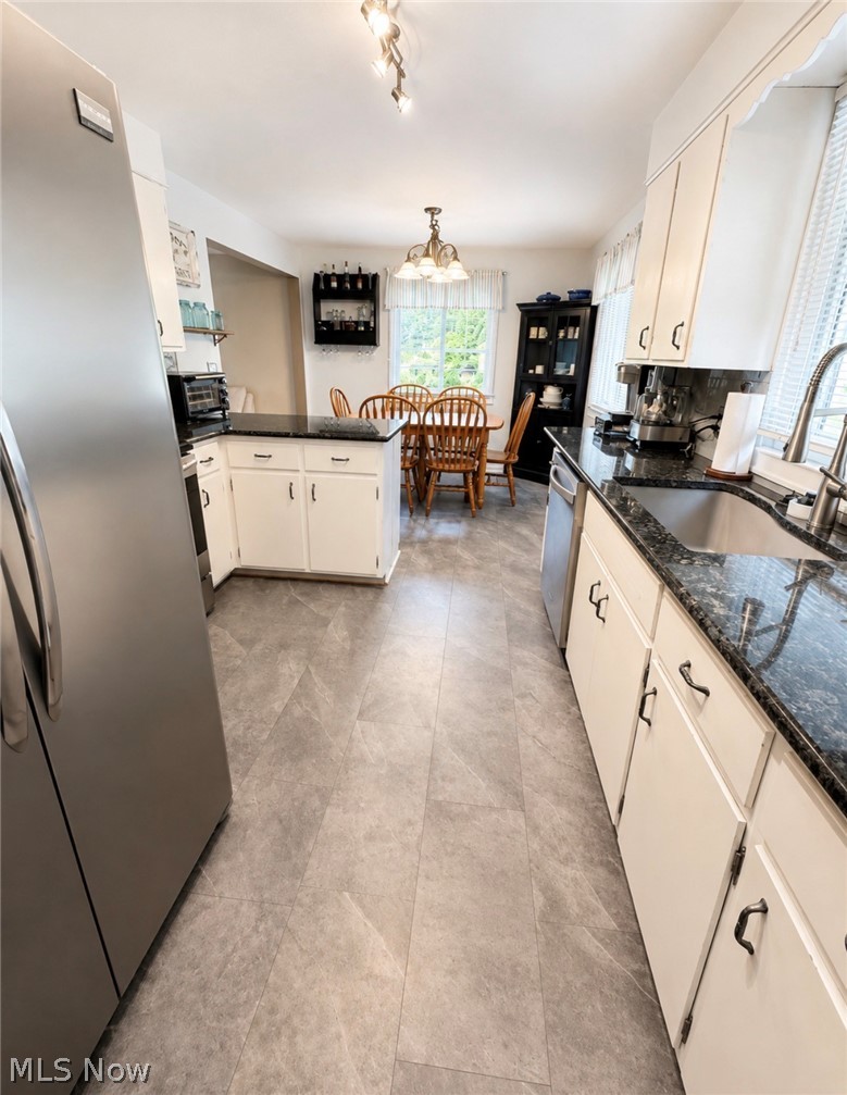 1739 Evergreen Park Drive Coshocton OH 43812