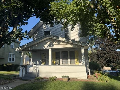 235 15th Street NW Barberton OH 44203