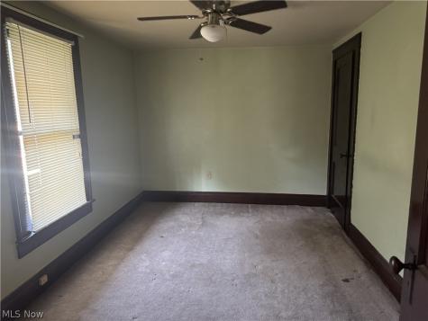 235 15th Street NW Barberton OH 44203