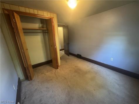235 15th Street NW Barberton OH 44203
