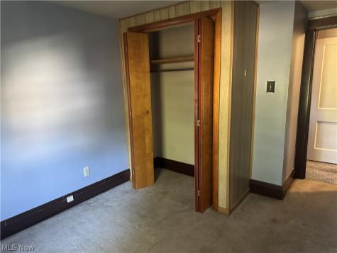 235 15th Street NW Barberton OH 44203