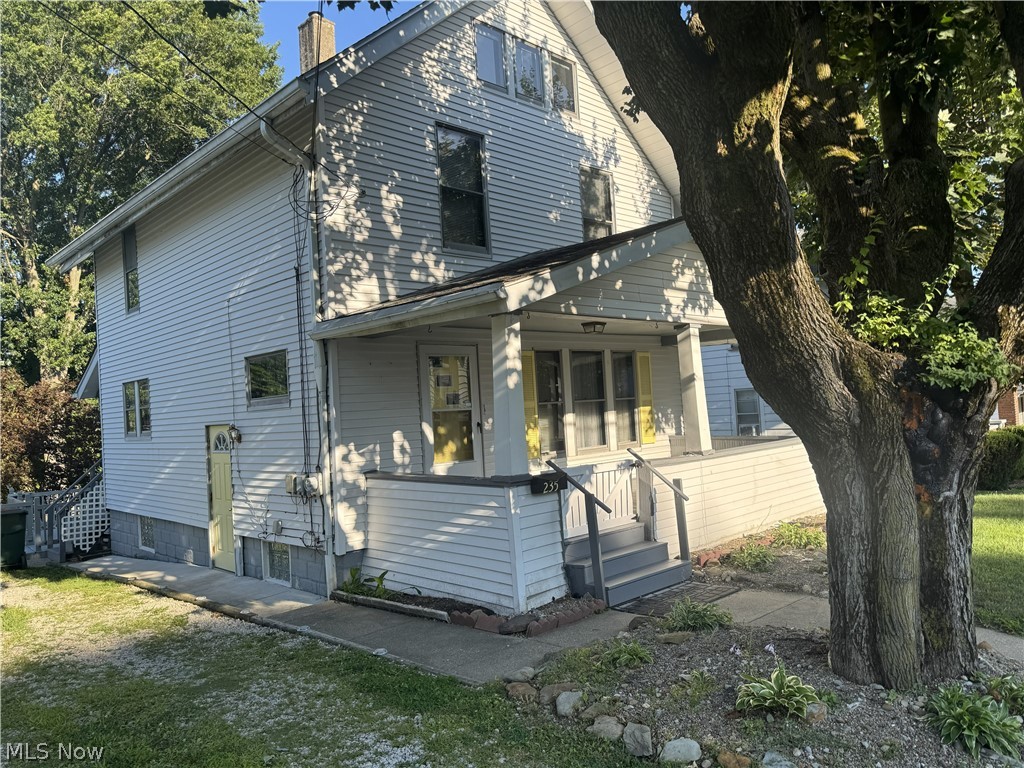 235 15th Street NW Barberton OH 44203