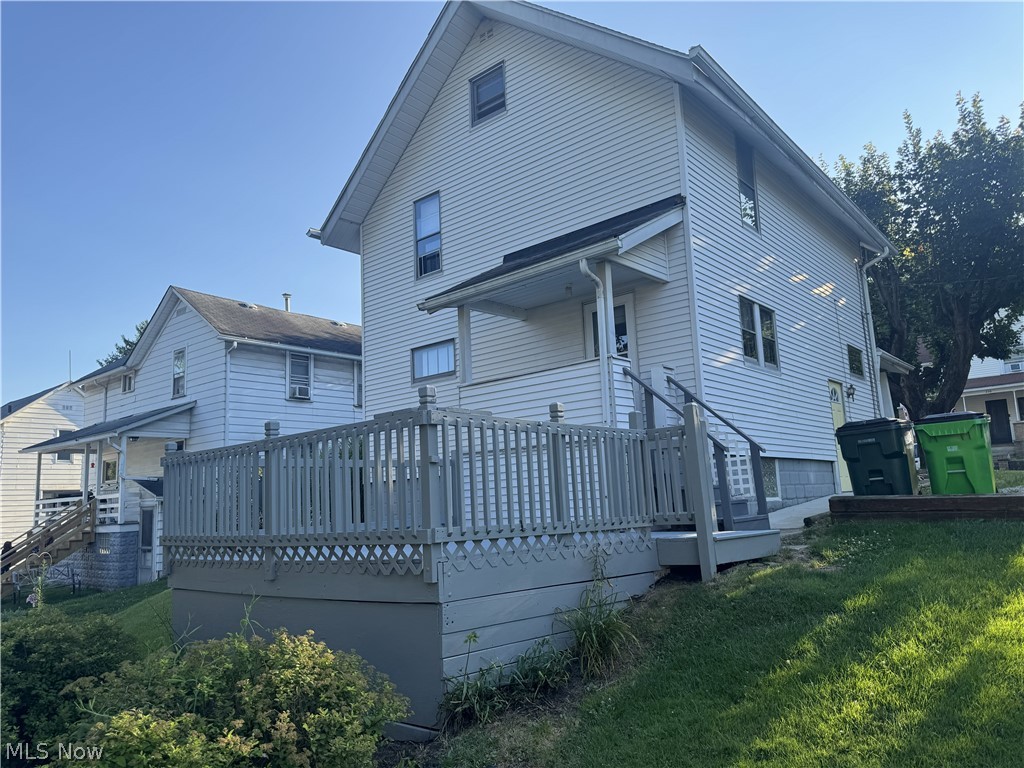 235 15th Street NW Barberton OH 44203