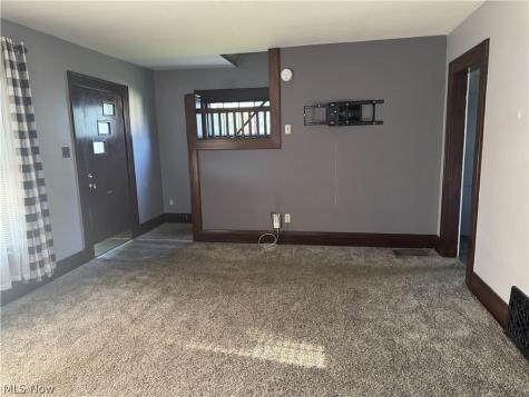 235 15th Street NW Barberton OH 44203