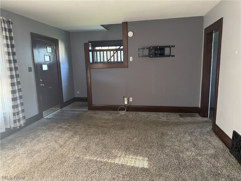 235 15th Street NW Barberton OH 44203