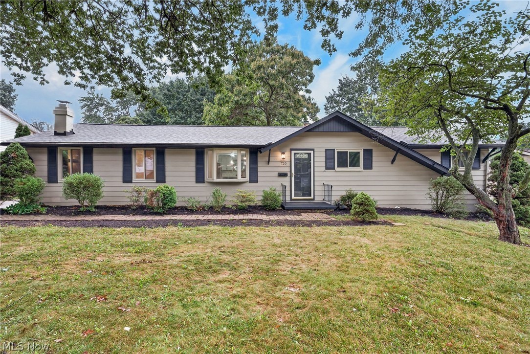 720 Lorena Street SW North Canton OH 44720