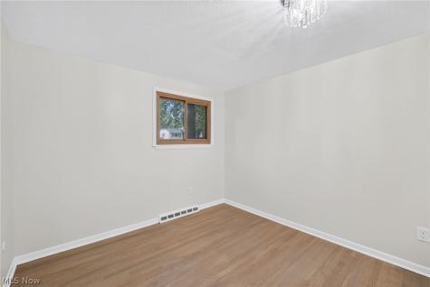720 Lorena Street SW North Canton OH 44720