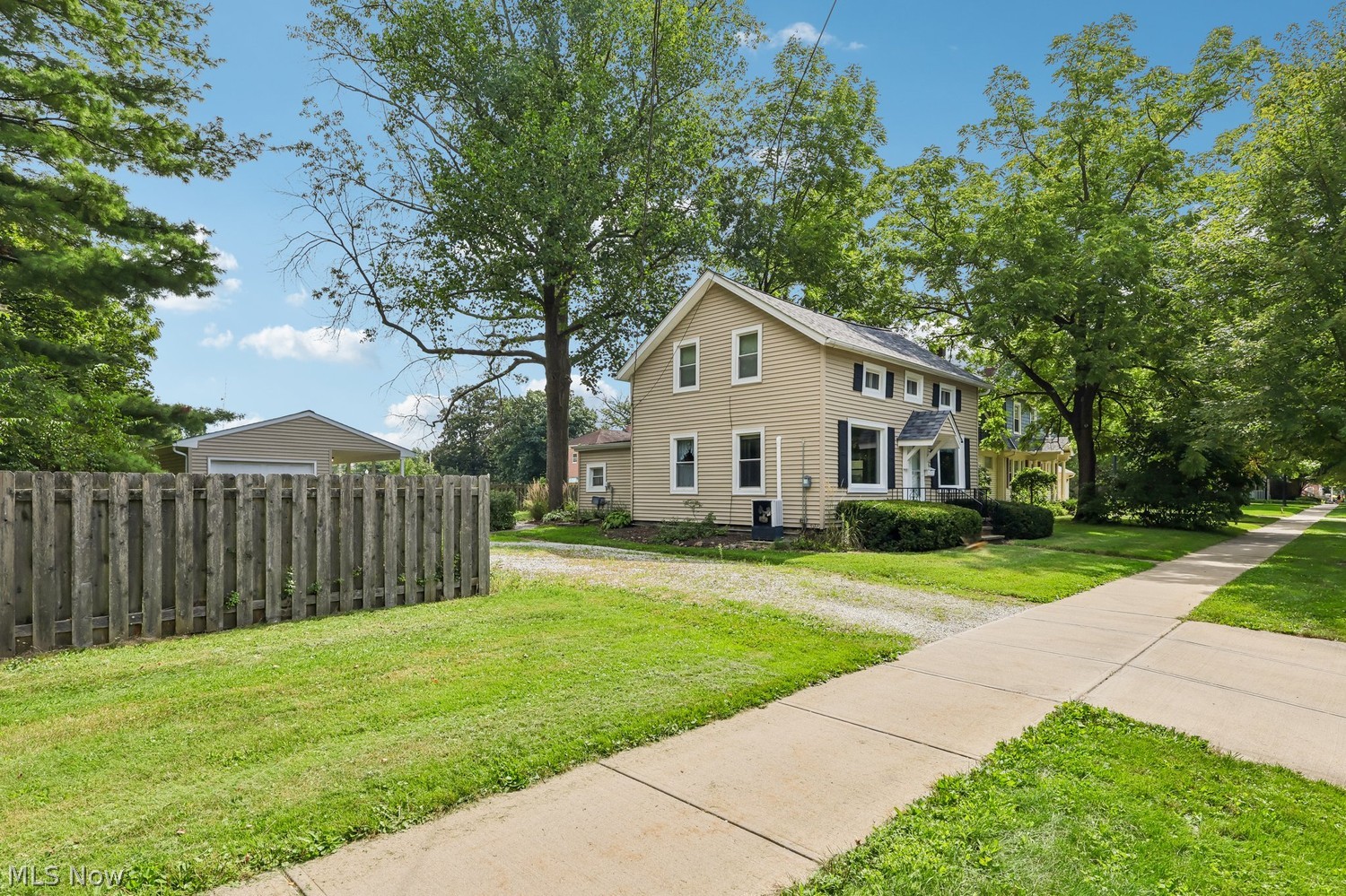104 Seminary Street Berea OH 44017