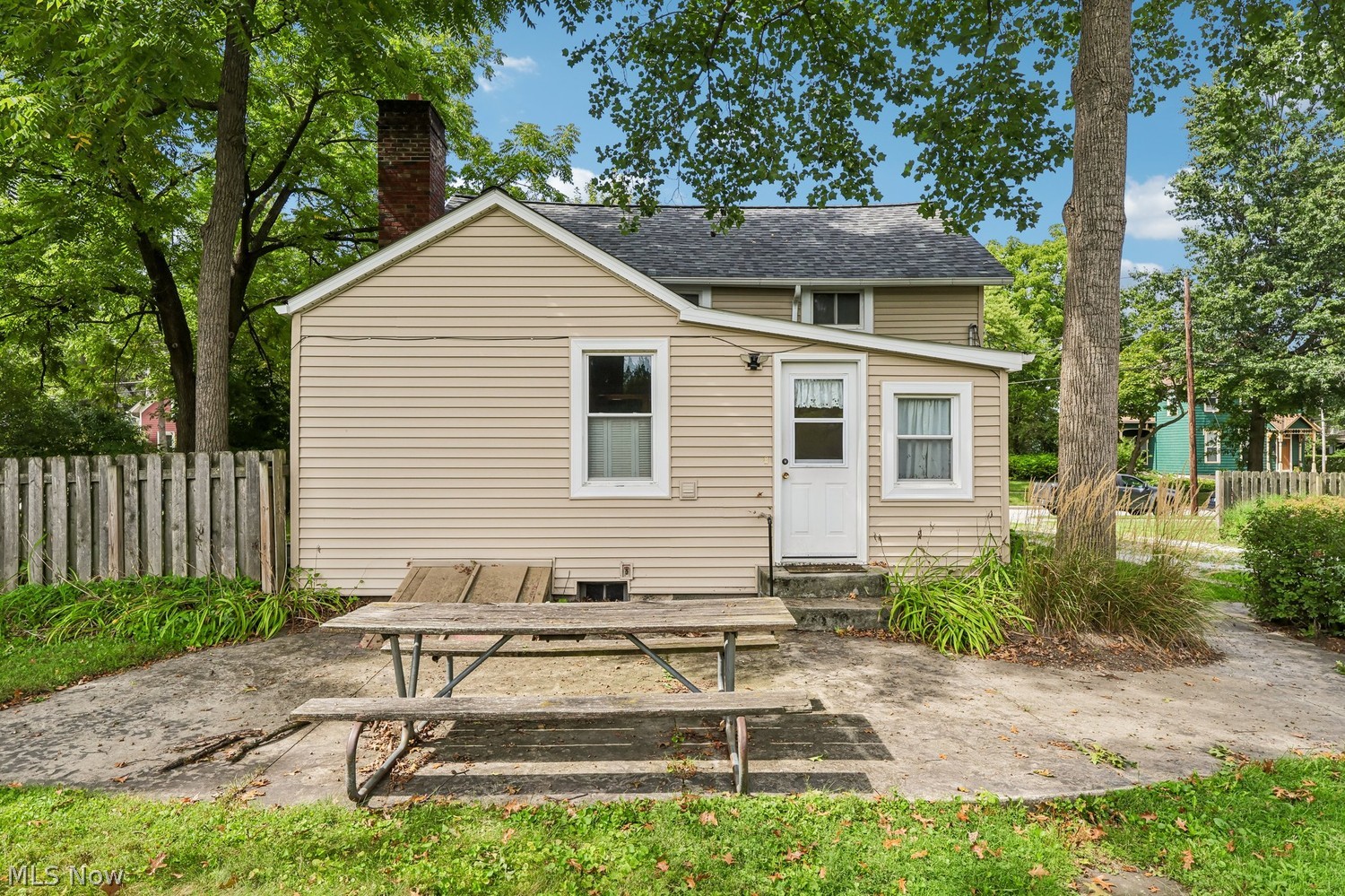 104 Seminary Street Berea OH 44017