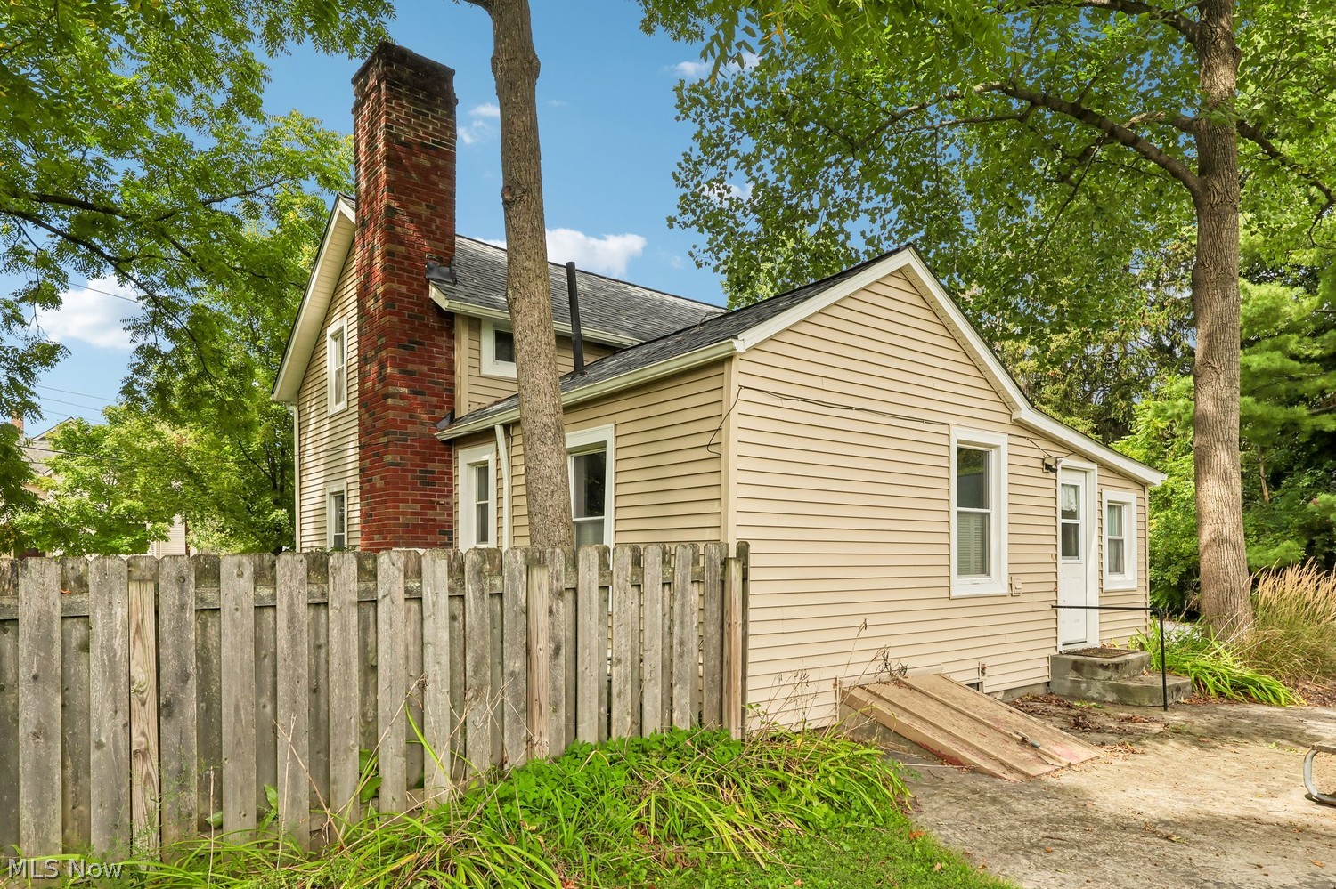 104 Seminary Street Berea OH 44017