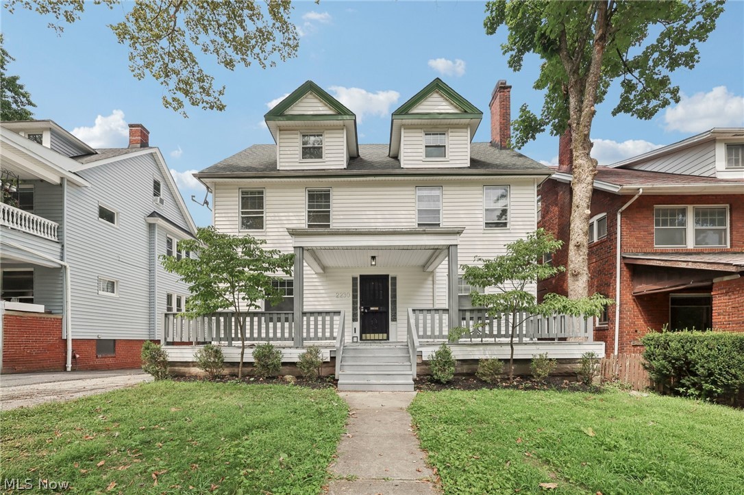 2230 Grandview Avenue Cleveland Heights OH 44106