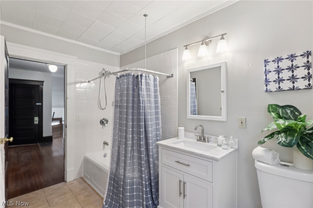2230 Grandview Avenue Cleveland Heights OH 44106