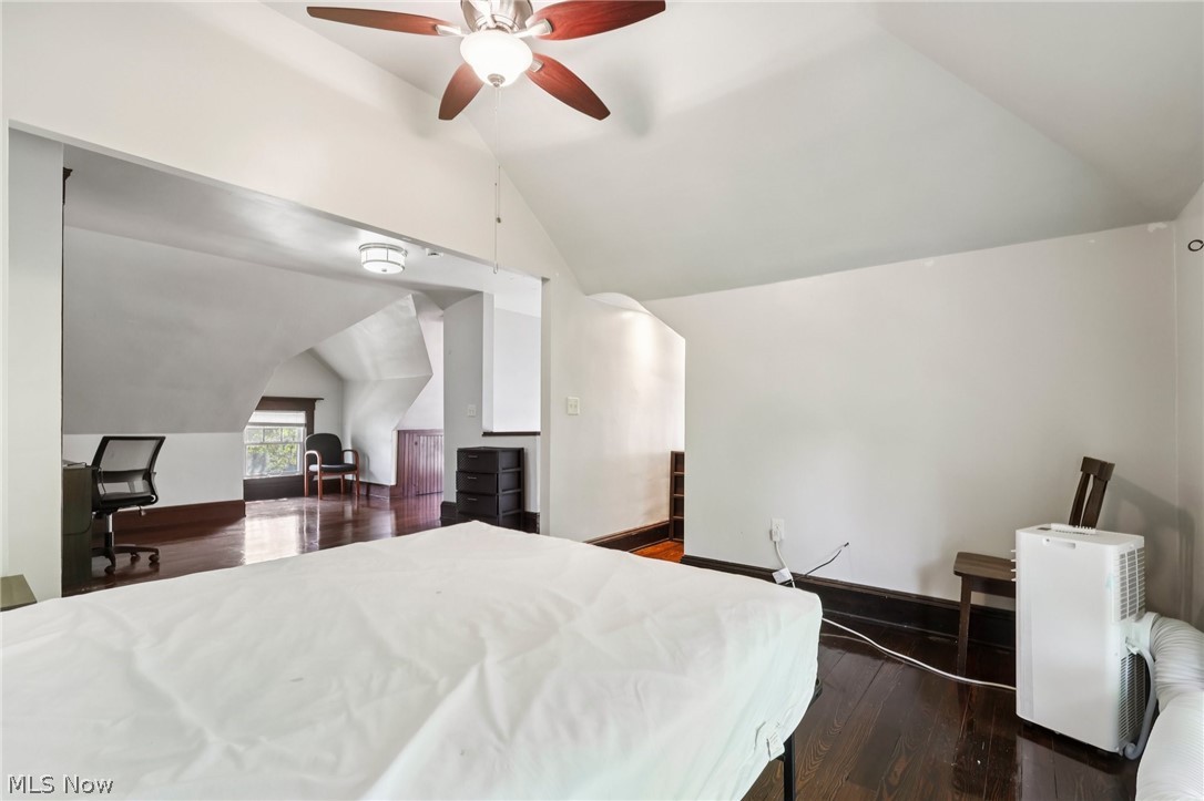 2230 Grandview Avenue Cleveland Heights OH 44106