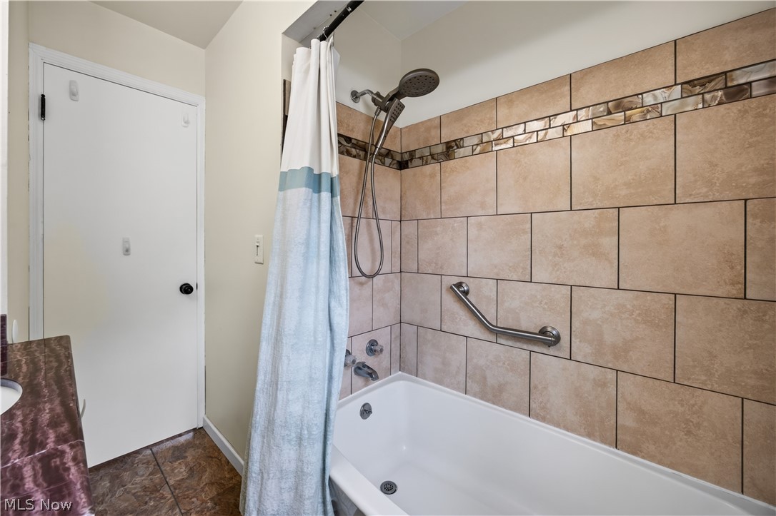 29799 Robert Street Wickliffe OH 44092