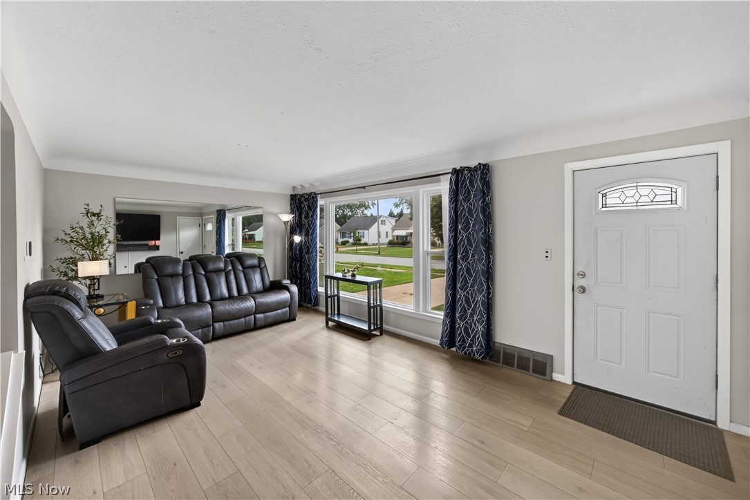 29799 Robert Street Wickliffe OH 44092