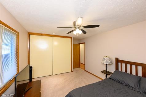 10483 Shale Brook Way Strongsville OH 44149
