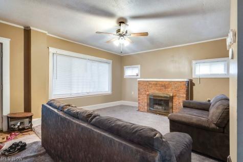 2036 W 83rd Street Cleveland OH 44102