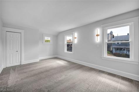 17414 Cannon Avenue Lakewood OH 44107