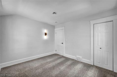 17414 Cannon Avenue Lakewood OH 44107