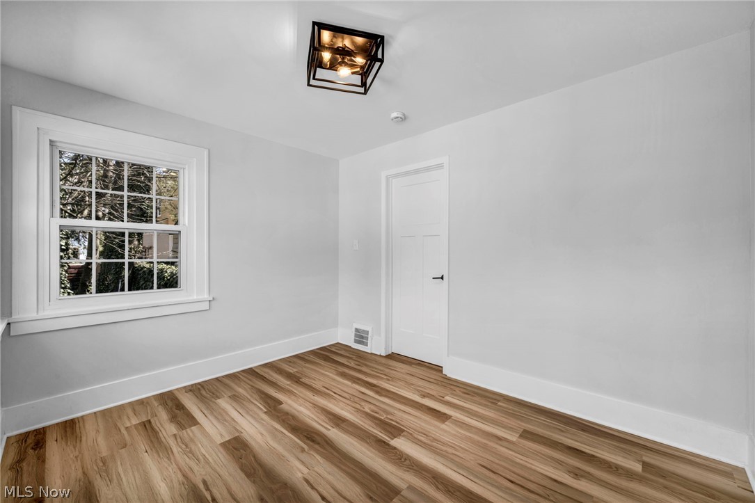 17414 Cannon Avenue Lakewood OH 44107
