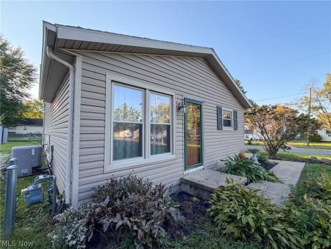 1076 Homestead Alliance OH 44601