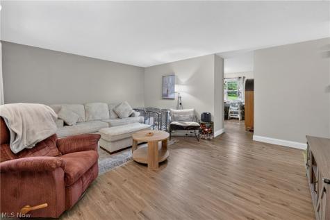 3002 Killian Road Uniontown OH 44685