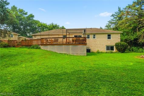 2470 Easton Street NE Canton OH 44721